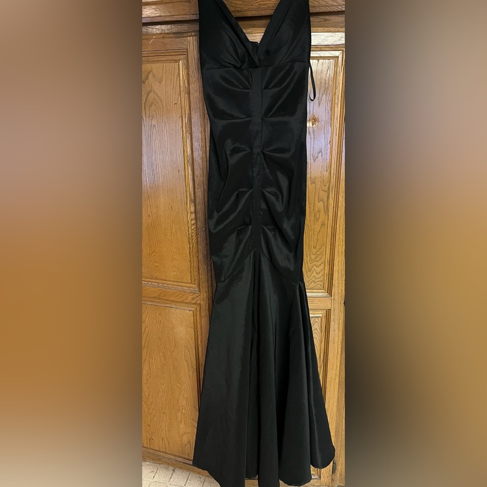 Windsor Fishtail Ruched Black Maxi Dress Gown - Picture 5 of 10